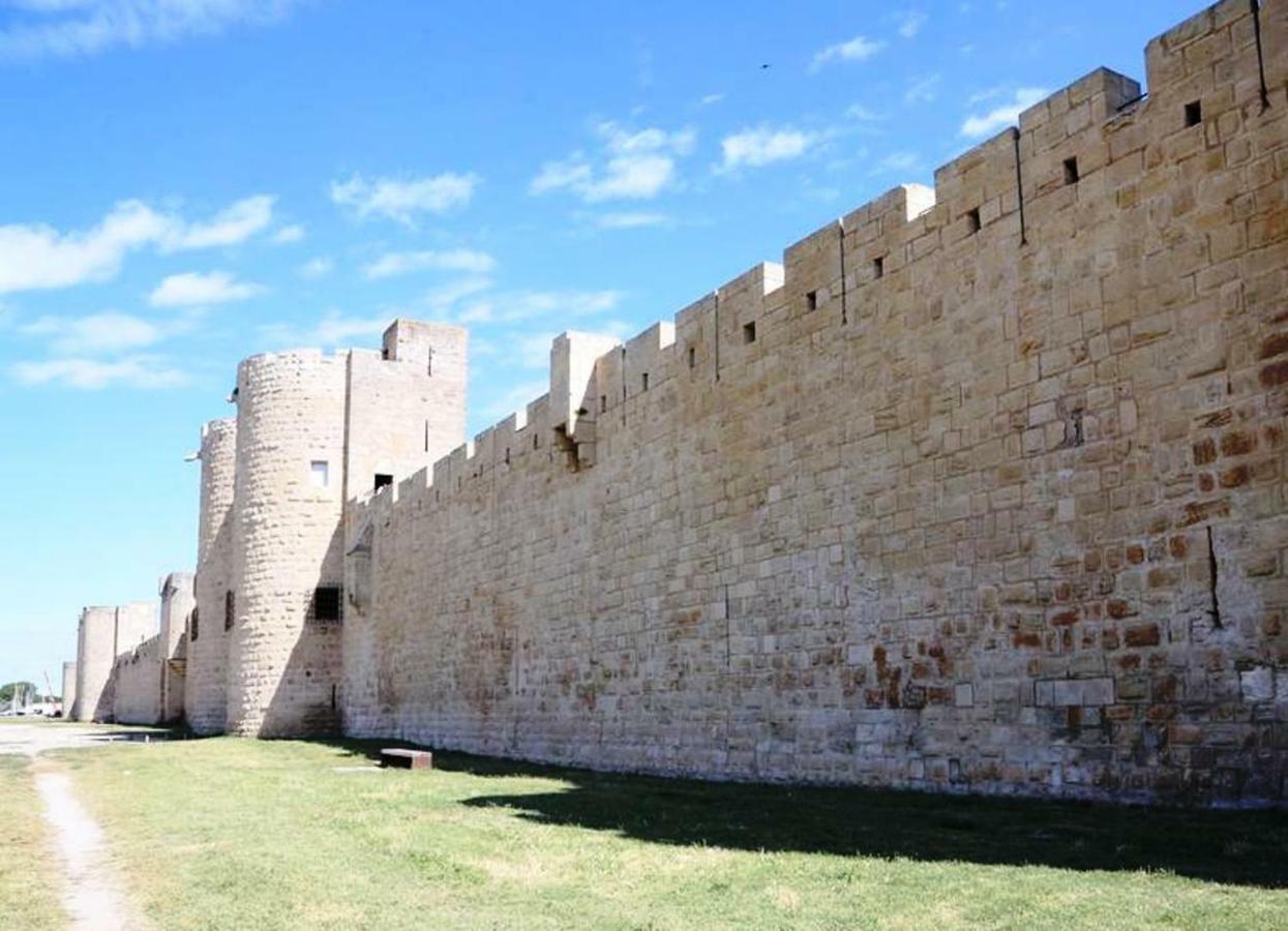 Апартаменты Au Coeur Des Remparts Эг-Морт Экстерьер фото
